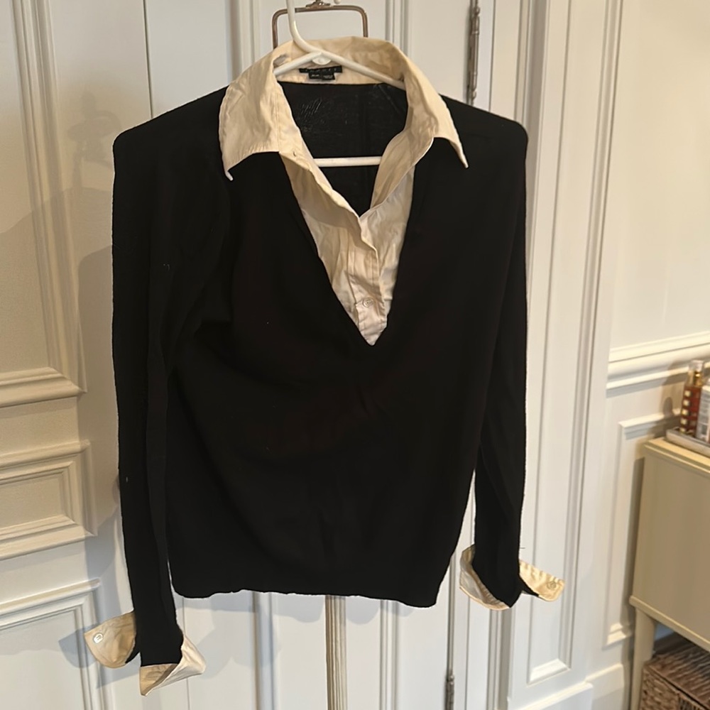 Theory size M sweater